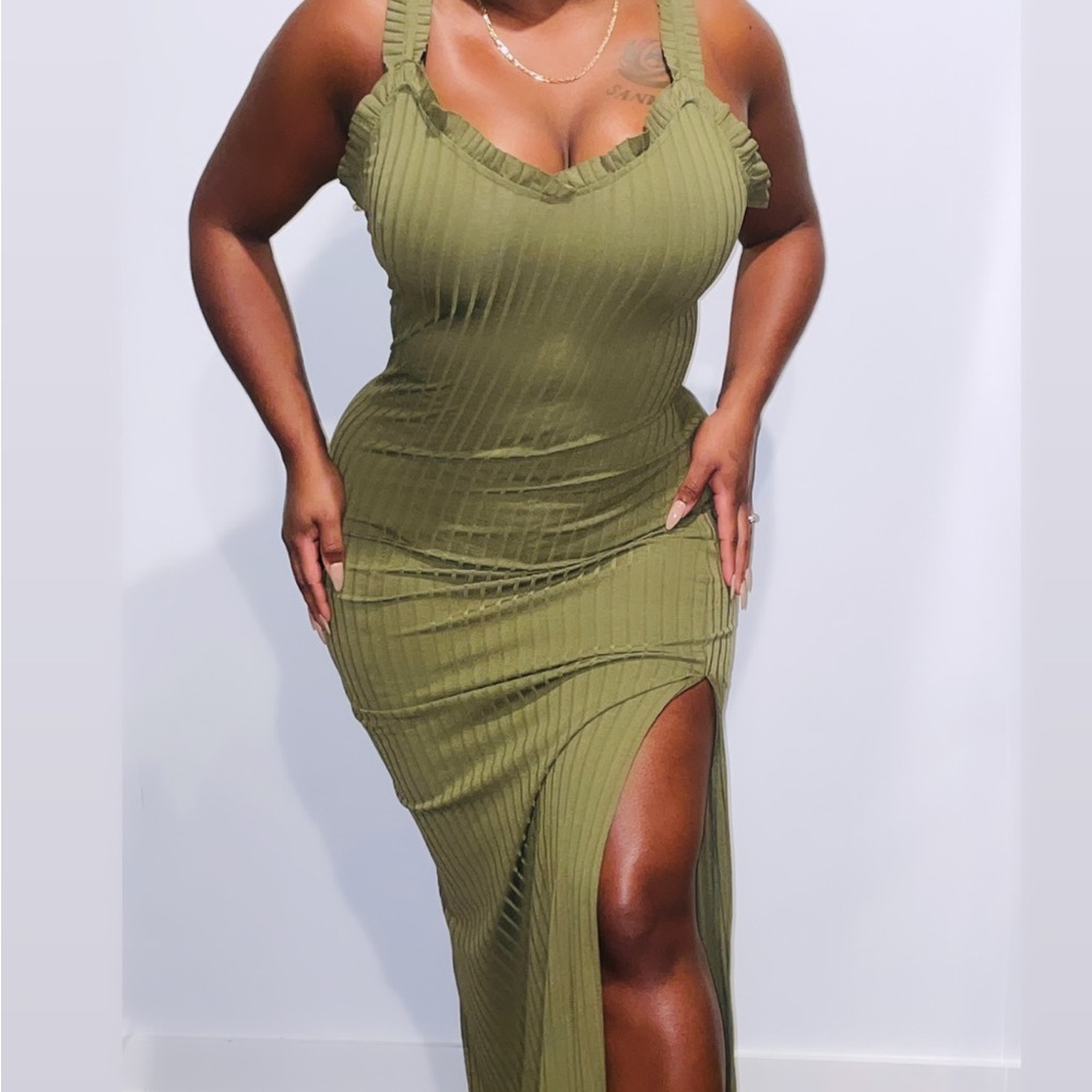 Haute Monde Olive Green Maxi Dress